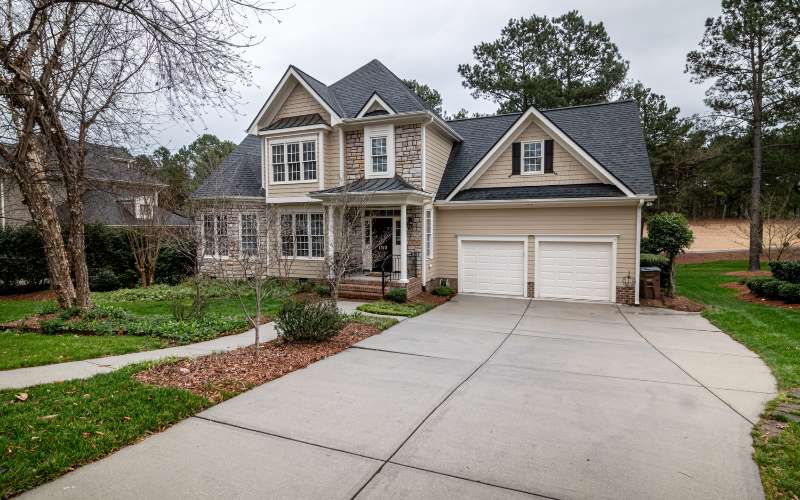 How Concrete Driveways Enhance Homes in Chesapeake: A Complete Guide